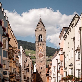 Tirolo: a spasso tra natura e cultura
