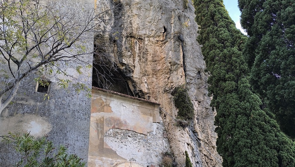 Tra Passato e Natura: In Cammino verso il Trekking di Ilaria del Carretto