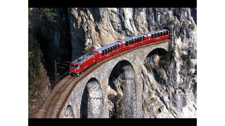 Trenino Rosso Bernina