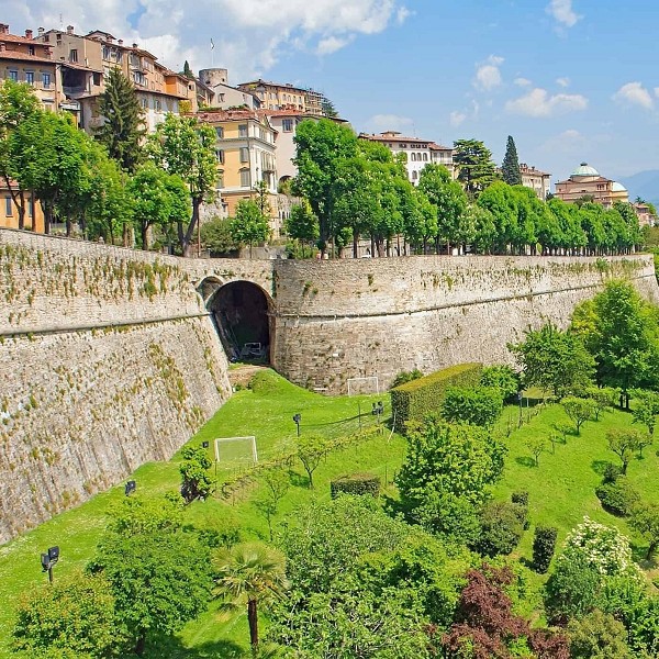 Santuario Santa Maria del Fonte di Caravaggio e Bergamo