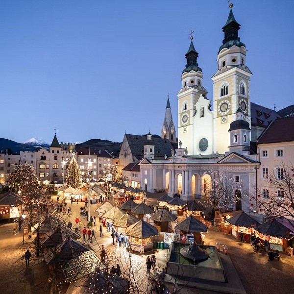 Fiaba di Natale tra Bressanone, Innsbruck, Salisburgo e il magico Lago Achensee