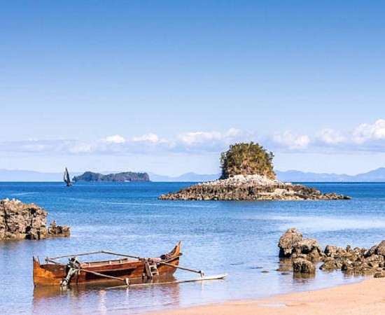 MADAGASCAR DEL NORD: Tra Foreste Sacre, Tsingy e Mare Cristallino